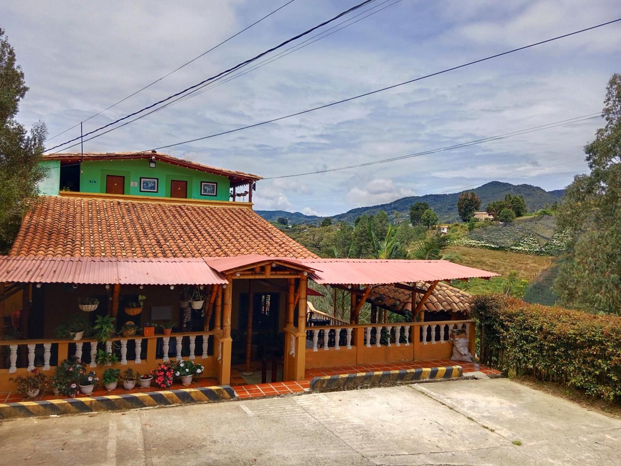 Vista Hermosa Eco Hostal Carmen de Viboral Exterior photo